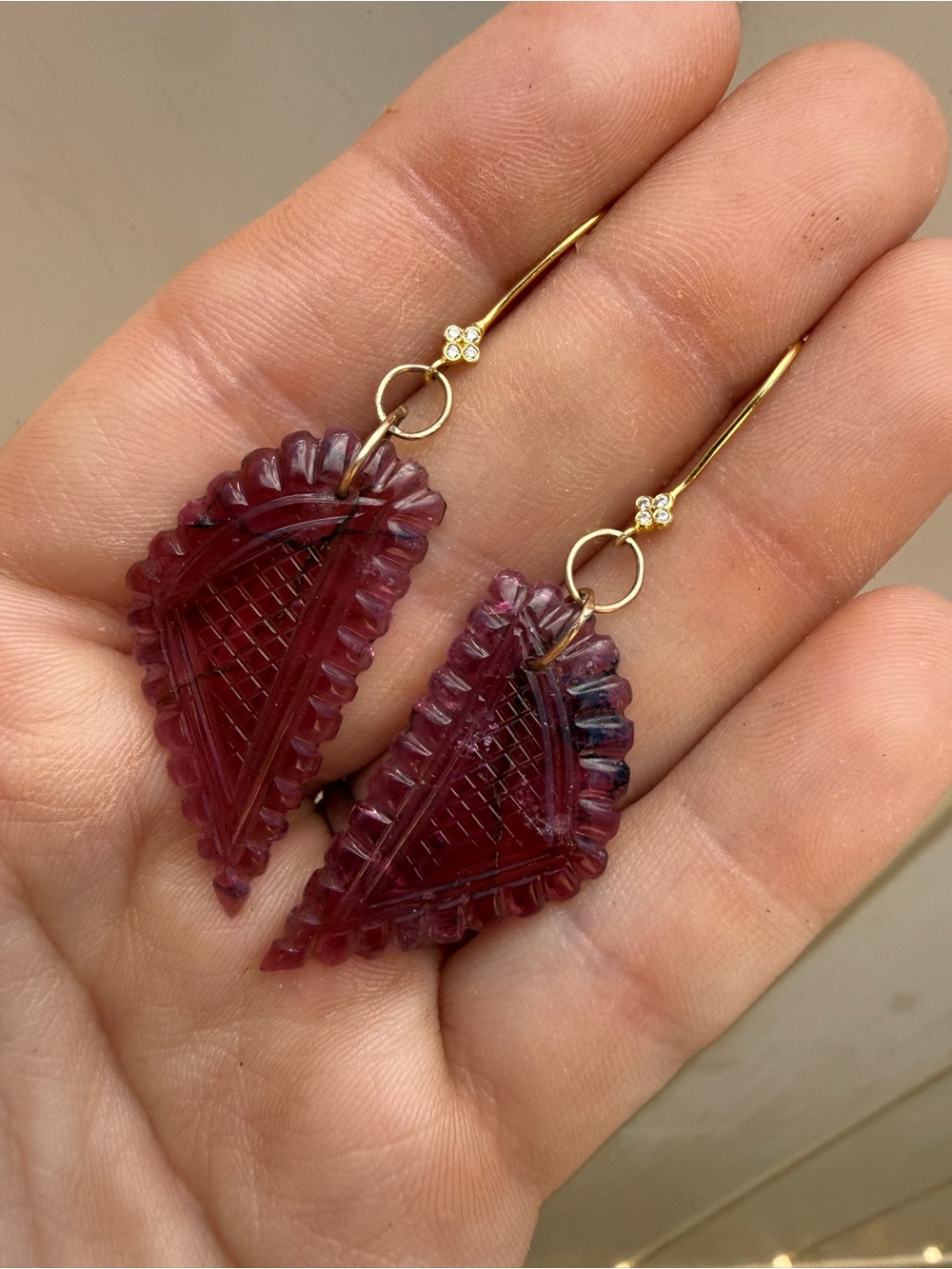 25.80ctw solid 14k gold genuine hand carved tourmaline/ diamond earrings - Picture 3 of 16